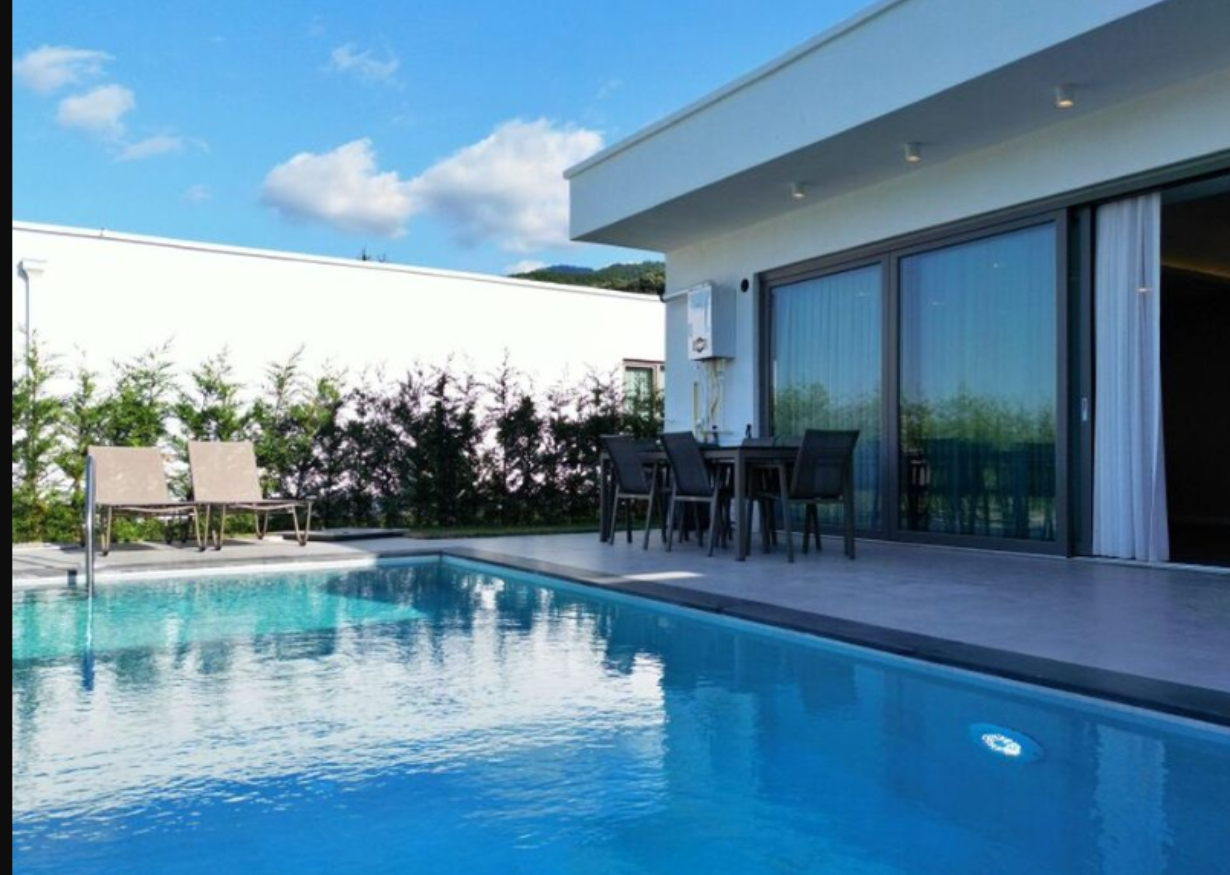 Villa 4