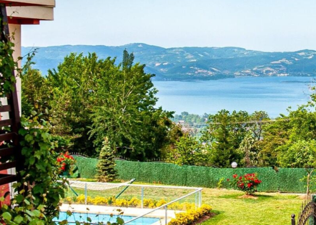Villa 4