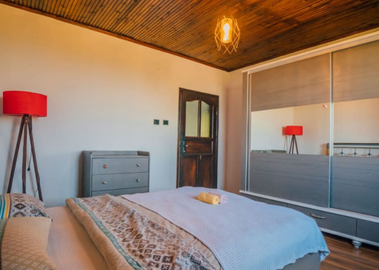 Villa 8